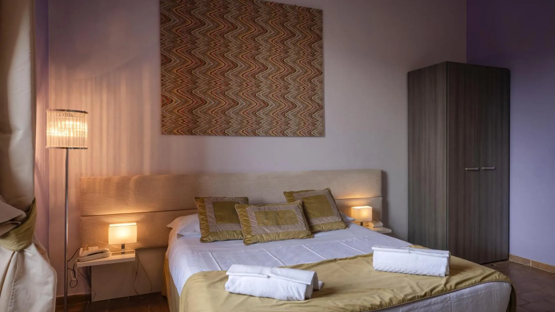 Hotel Palazzo Renieri - 3Stelle S