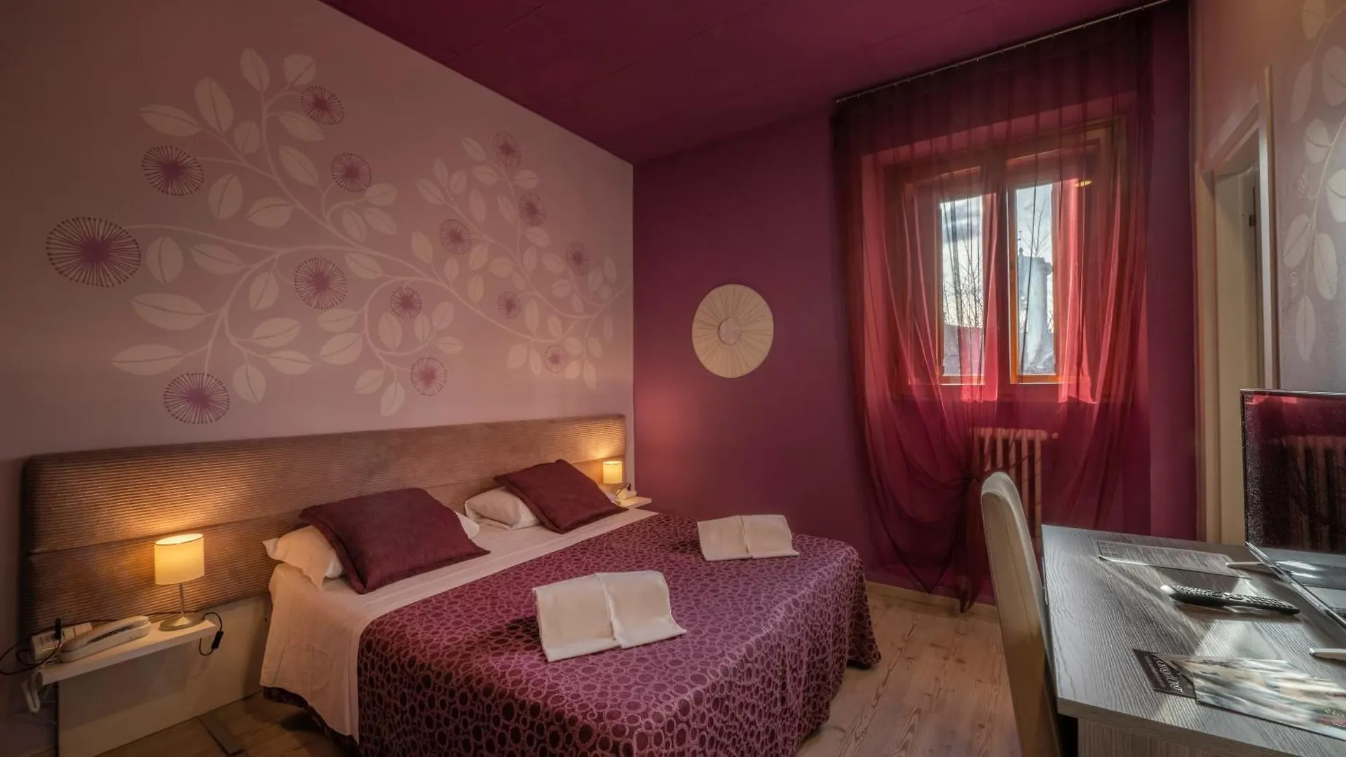Hotel Palazzo Renieri - 3Stelle S Italy