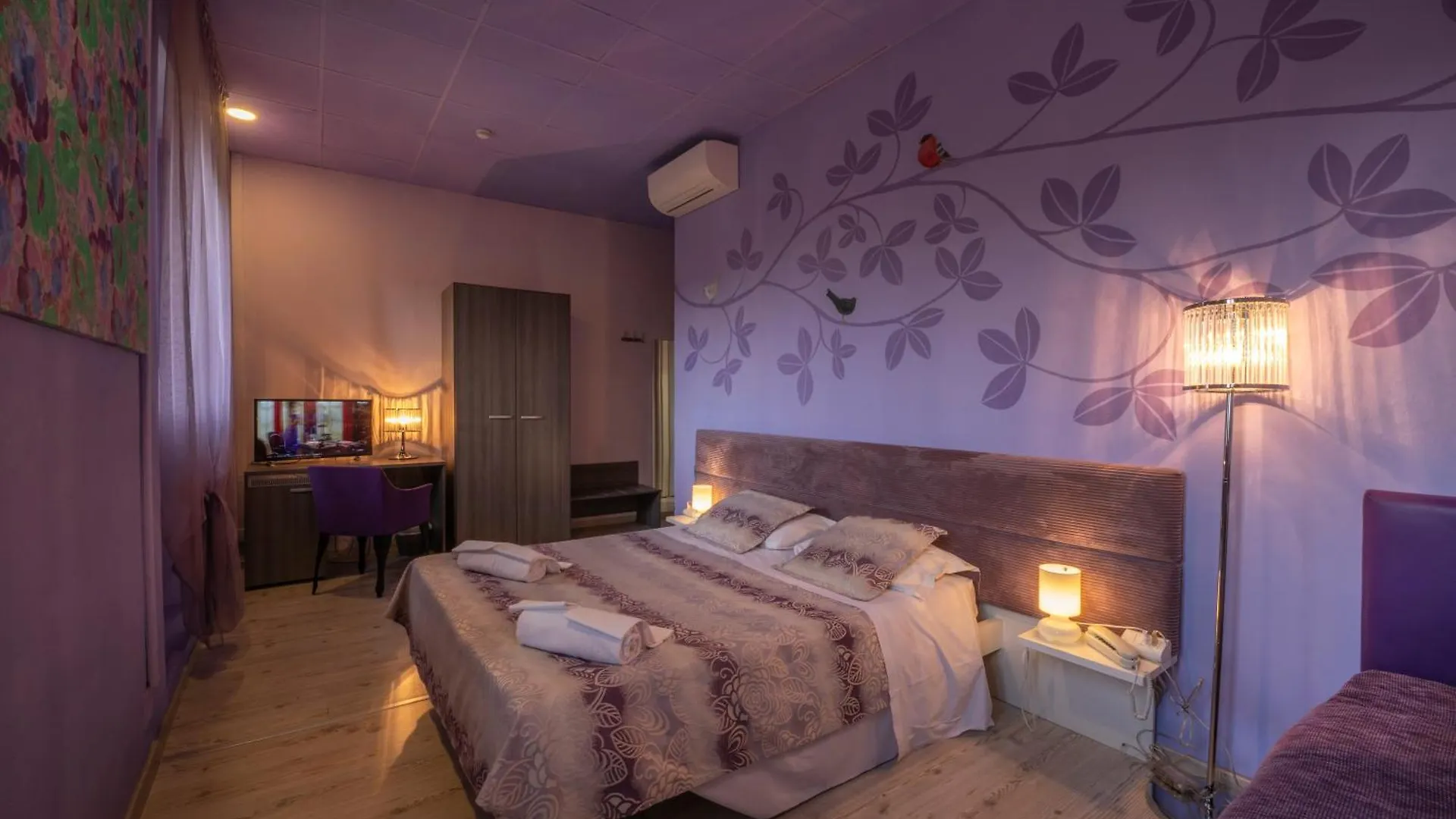 Hotel Palazzo Renieri - 3Stelle S  Colle Val D'Elsa