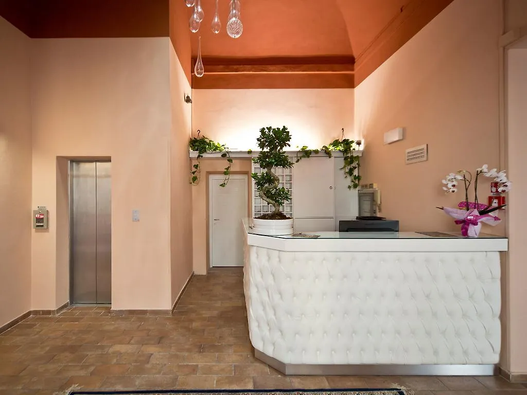 Hotel Palazzo Renieri - 3Stelle S